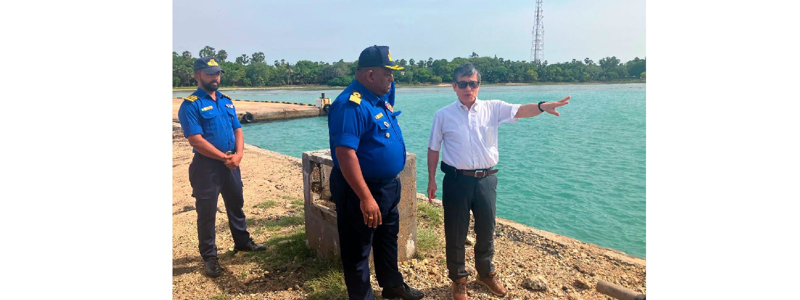 ජපන් තානාපති අකියෝ ඉසොමාටා මහතාගේ යාපනය සංචාරයක